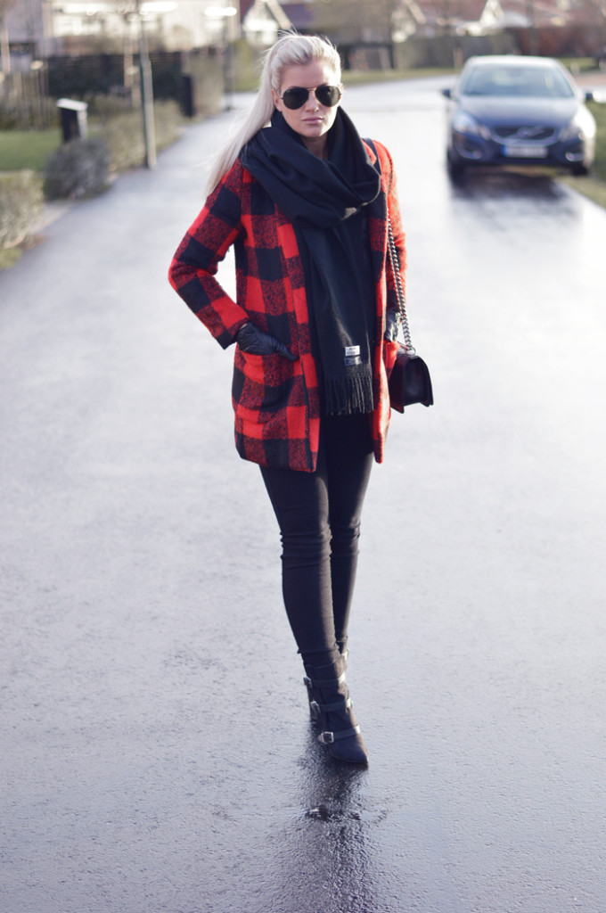 red-plaid-jacket4