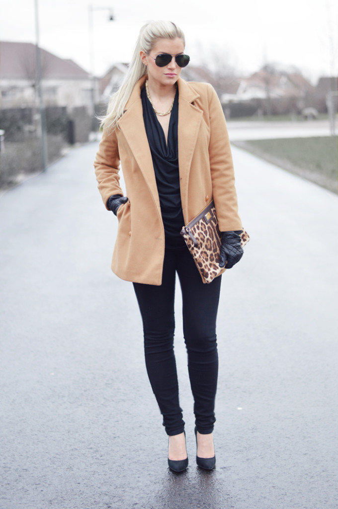 camel-coat