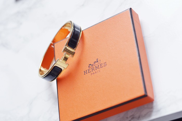 hermes-clic-clac-black-gold