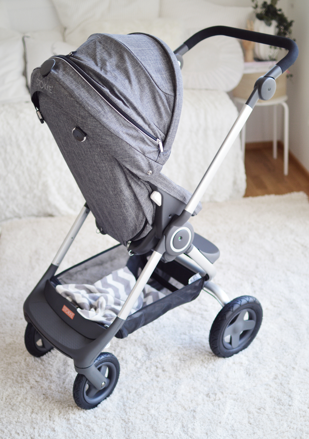 stokke-scoot-grey