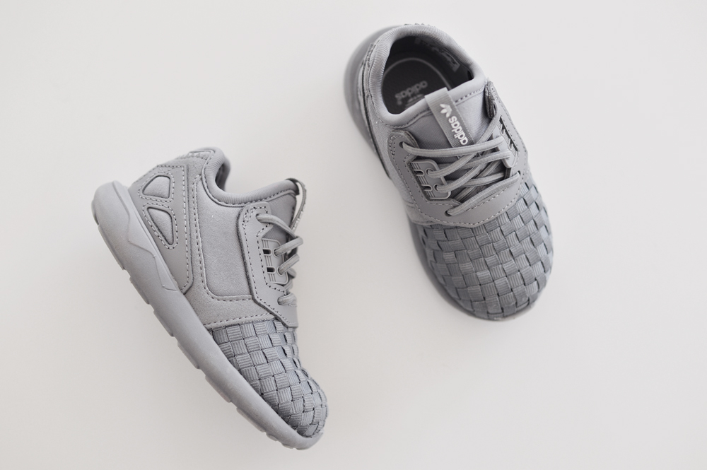 adidas-tubular-gray