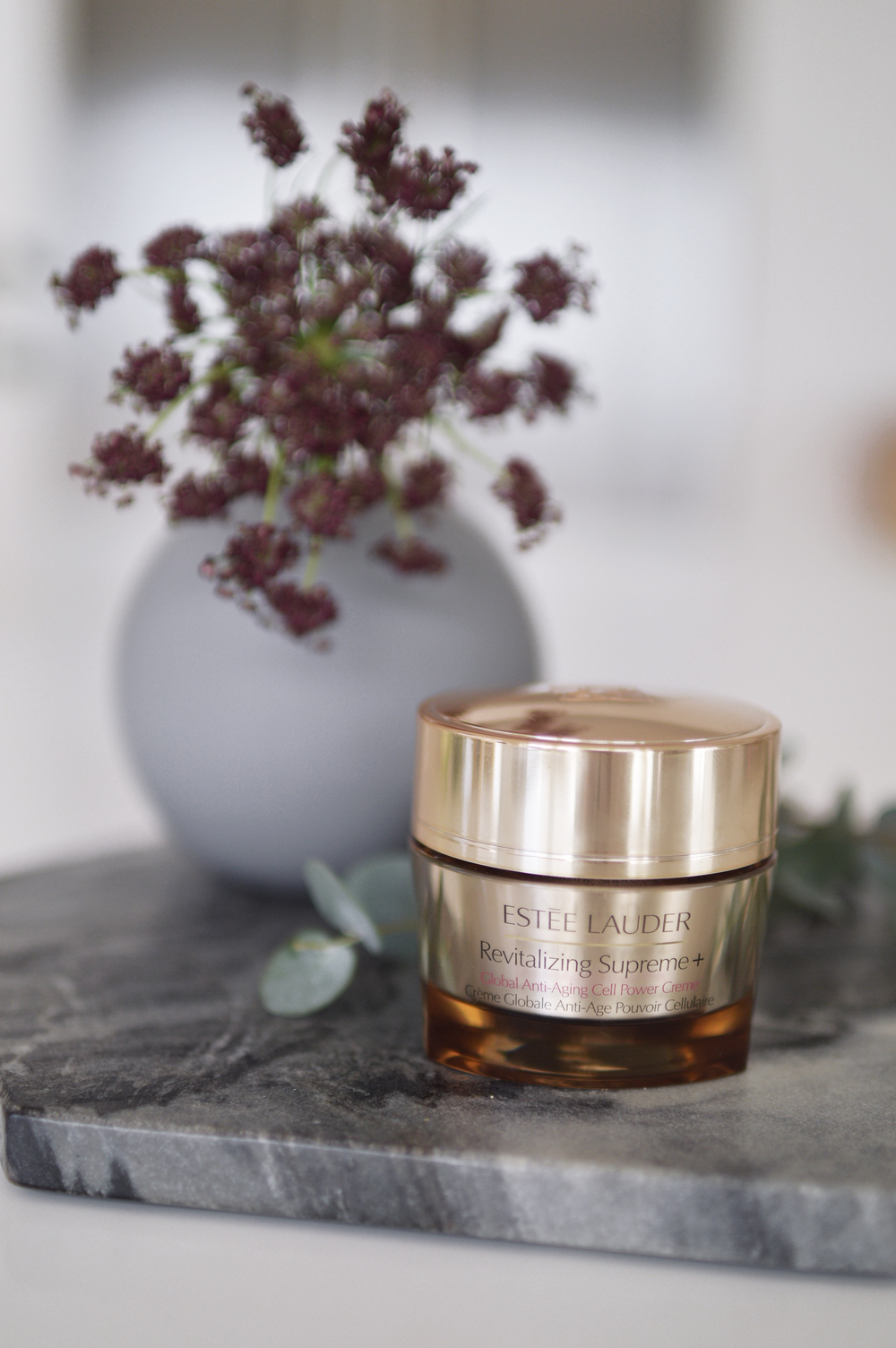 estee-lauder-revitalizing-supreme